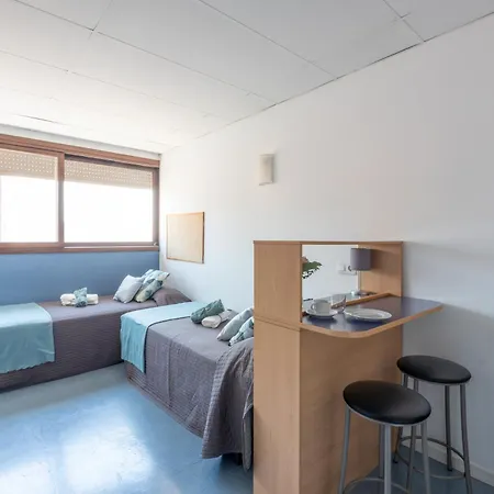 Residencia Universitaria Resa Lesseps Barcelona Exterior photo