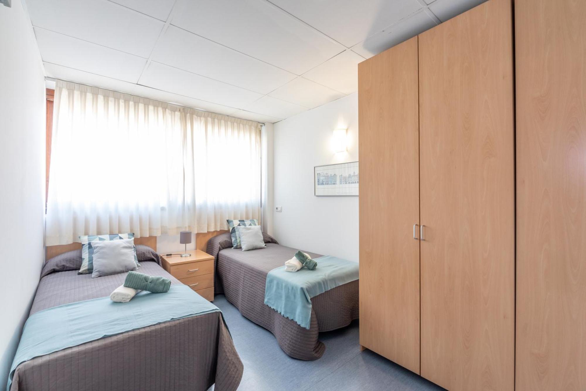 Residencia Universitaria Resa Lesseps Apartament *