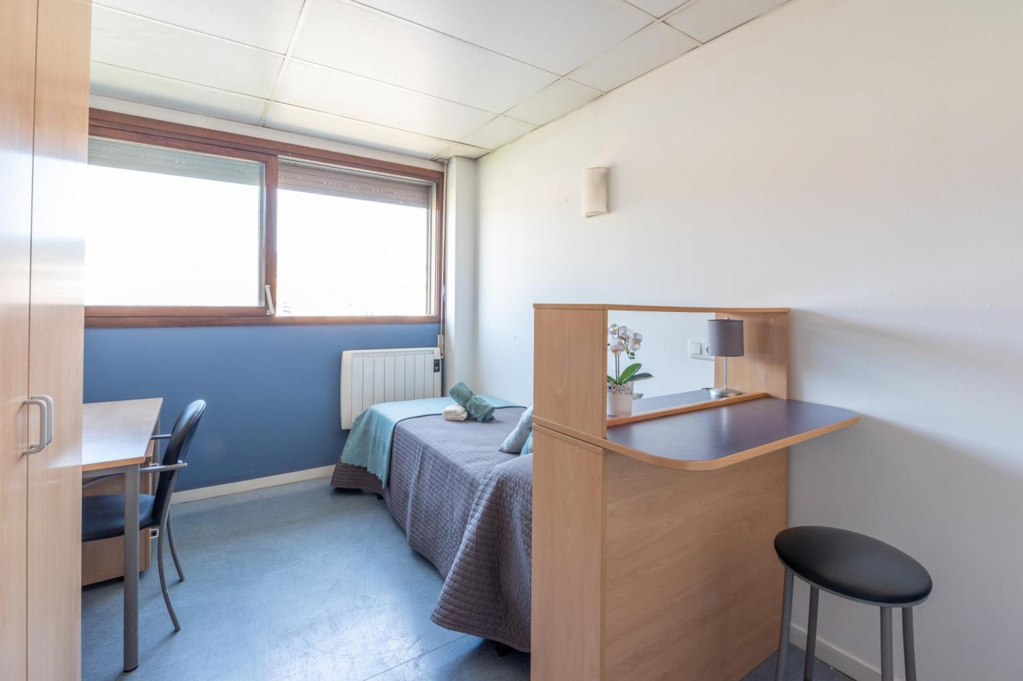 Residencia Universitaria Resa Lesseps Apartment Barcelona