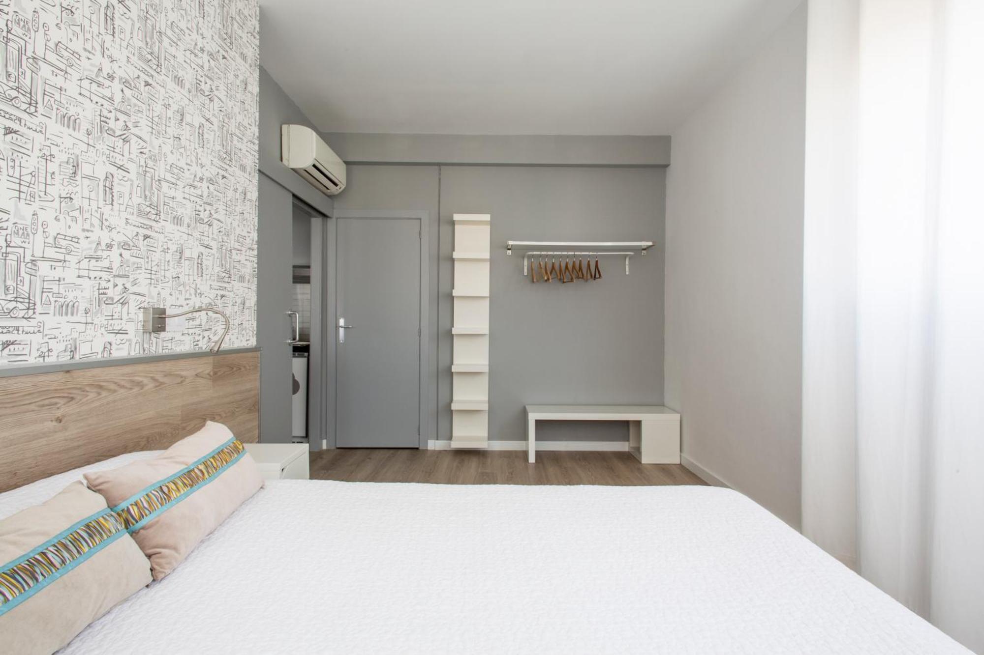 Residencia Universitaria Resa Lesseps Apartment *